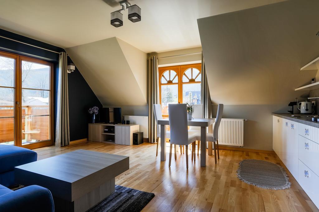 Domek Za Strugiem - Pokoje I Apartamenty Закопане Экстерьер фото